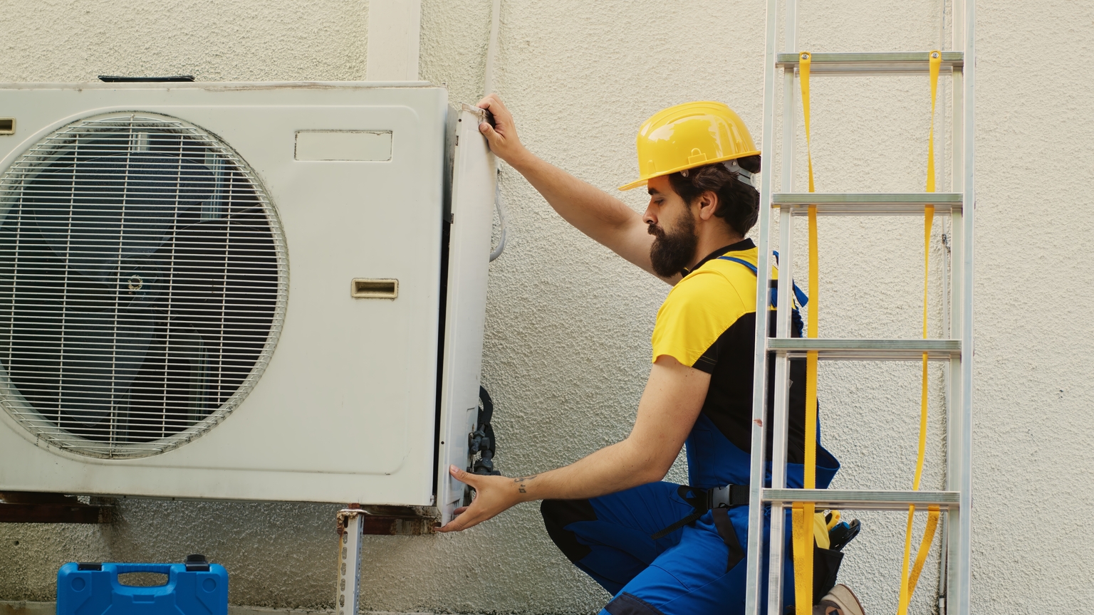 Wireman dissasembling air conditioner HVAC Landing Pages: What Turns Paid Clicks Into Booked Service Calls